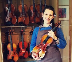 Blandine Galy, LUTHIER